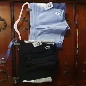 Wmns Bundle of 2 Reebok Colorblock Athletic Shorts sz Med